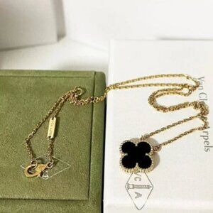 Van Cleef & Arpels women's necklace